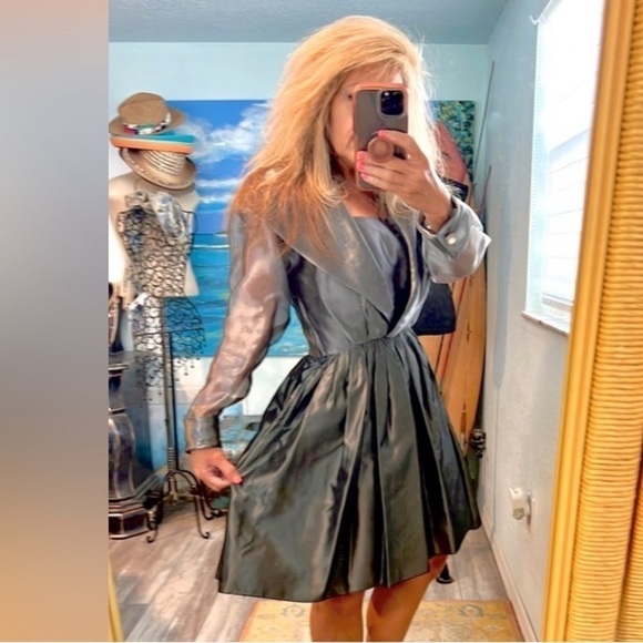 VTG(Rare),Lola Berent,Stunning Evening, Metallic Silver Cocktail Dress,Size 4 - Picture 13 of 16